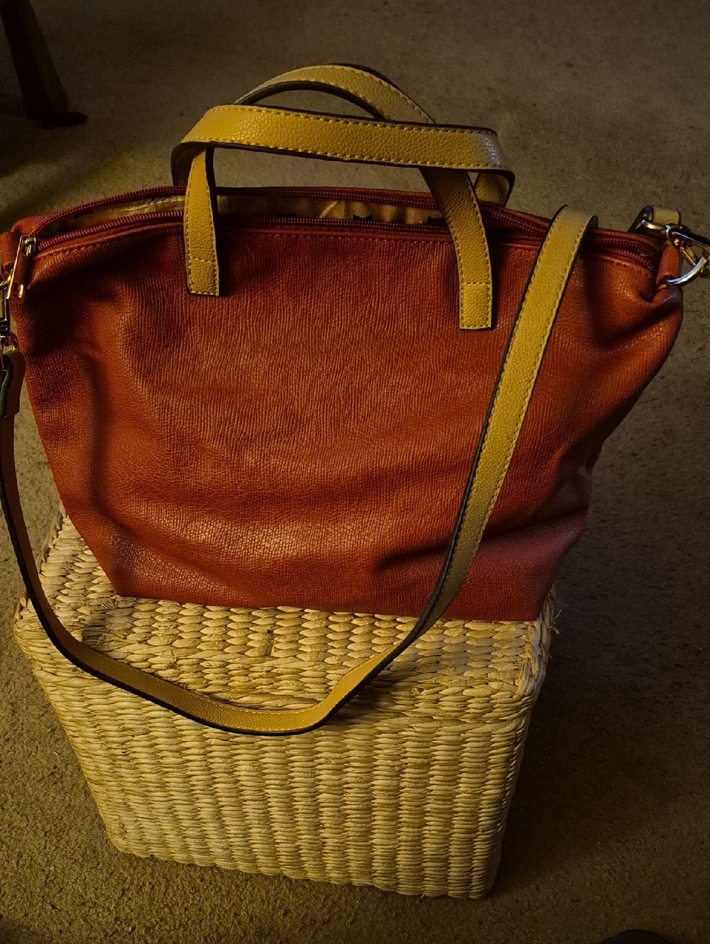 Tote Bag in Rose Colored Fake Leather with Tan Straps